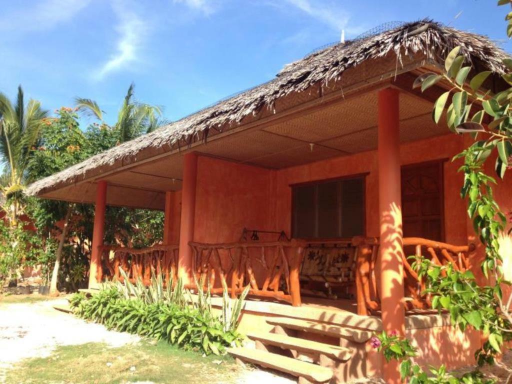 Islandia Beach Resort Siquijor Exterior foto